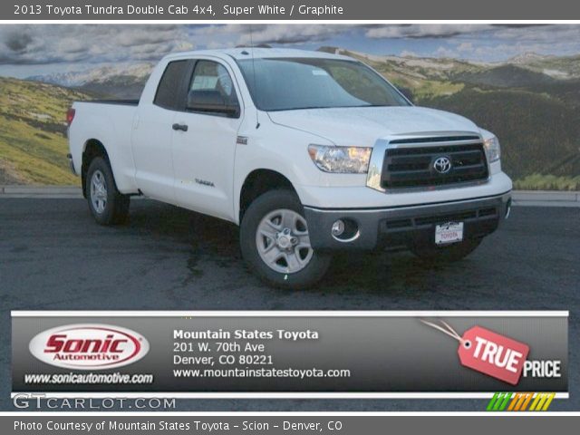 2013 Toyota Tundra Double Cab 4x4 in Super White