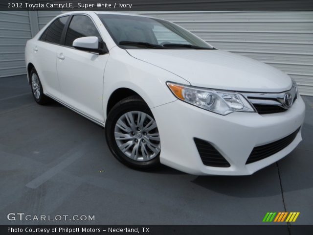 2012 Toyota Camry LE in Super White