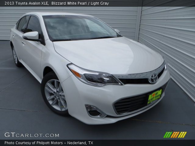 2013 Toyota Avalon XLE in Blizzard White Pearl