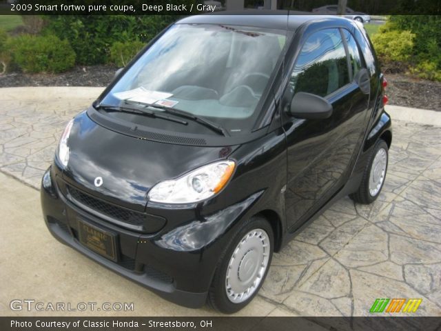 2009 Smart fortwo pure coupe in Deep Black