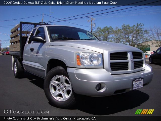 2006 Dodge Dakota SLT Club Cab in Bright Silver Metallic