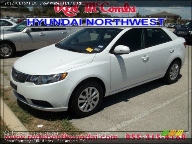 2012 Kia Forte EX in Snow White Pearl