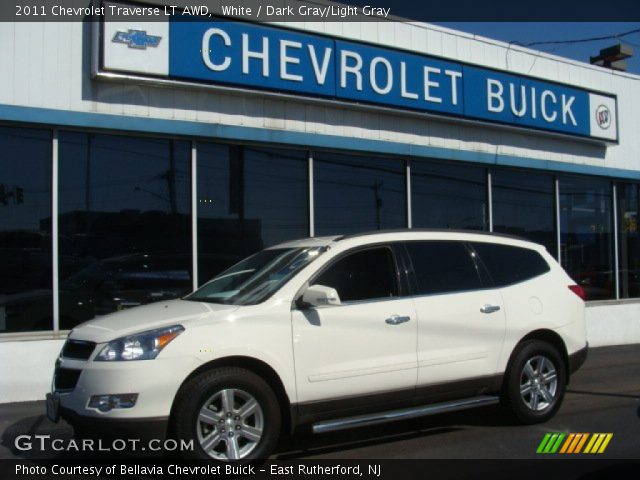 2011 Chevrolet Traverse LT AWD in White