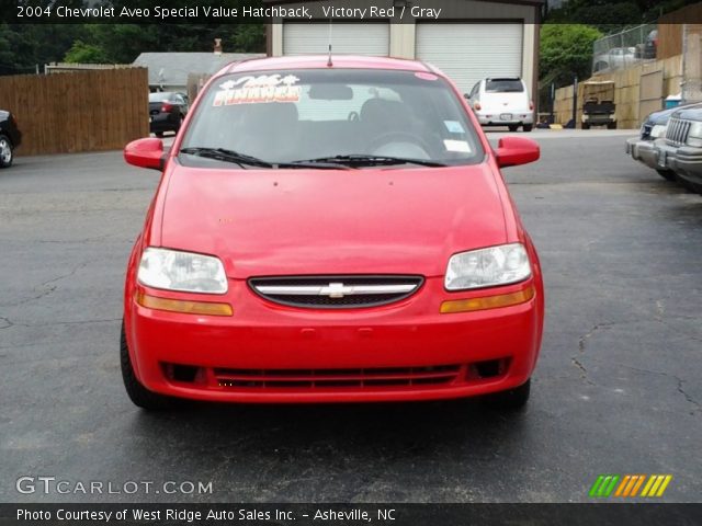 2004 Chevrolet Aveo Special Value Hatchback in Victory Red