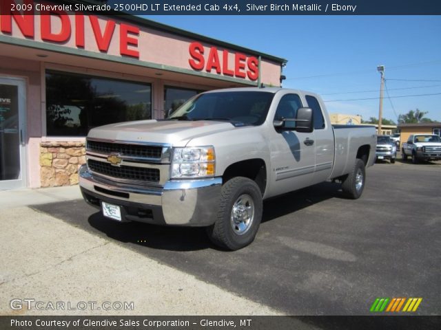 2009 Chevrolet Silverado 2500HD LT Extended Cab 4x4 in Silver Birch Metallic