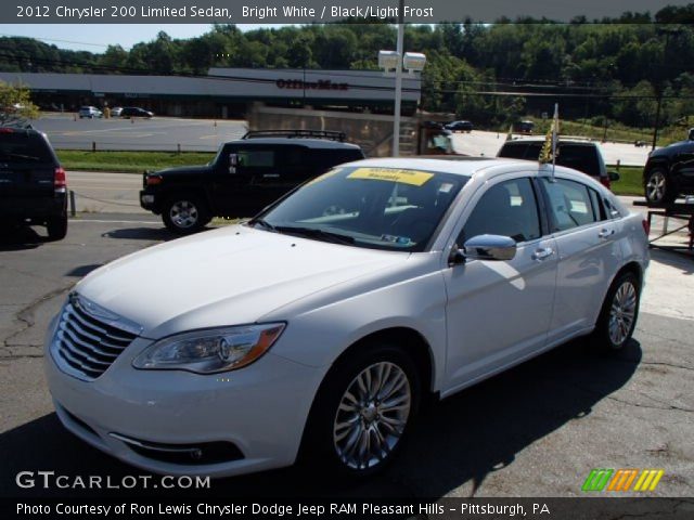 2012 Chrysler 200 Limited Sedan in Bright White