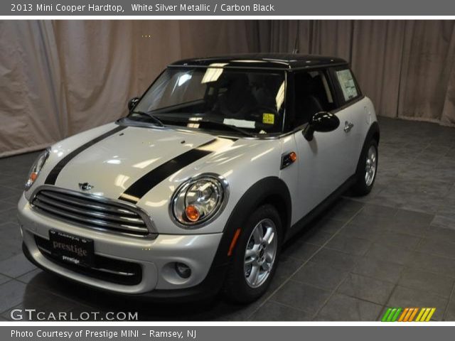 2013 Mini Cooper Hardtop in White Silver Metallic