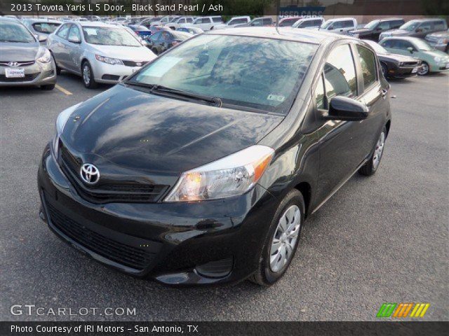 2013 Toyota Yaris L 5 Door in Black Sand Pearl