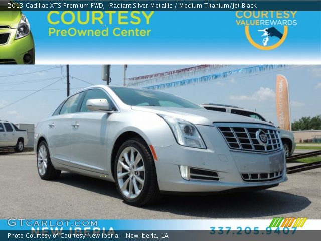 2013 Cadillac XTS Premium FWD in Radiant Silver Metallic