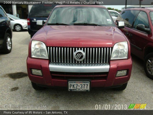 2008 Mercury Mountaineer Premier in Vivid Red Metallic