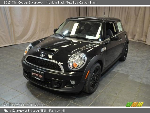 2013 Mini Cooper S Hardtop in Midnight Black Metallic
