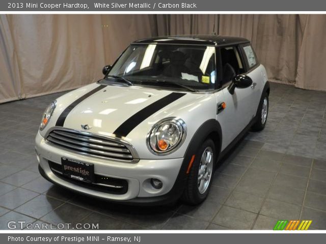 2013 Mini Cooper Hardtop in White Silver Metallic