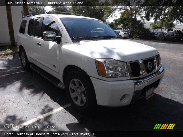 2005 Nissan Armada LE in Blizzard White