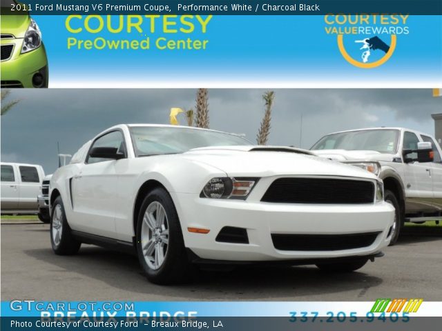 2011 Ford Mustang V6 Premium Coupe in Performance White