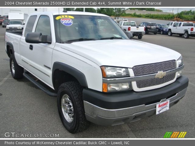 2004 Chevrolet Silverado 2500HD LS Extended Cab 4x4 in Summit White