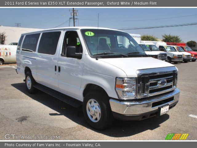 2011 Ford E Series Van E350 XLT Extended Passenger in Oxford White