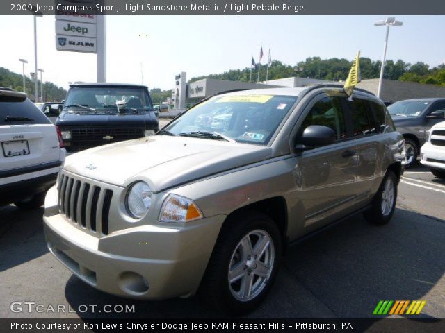 2009 Jeep Compass Sport in Light Sandstone Metallic