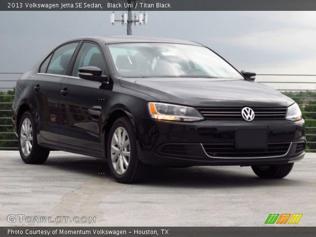 2013 Volkswagen Jetta SE Sedan in Black Uni