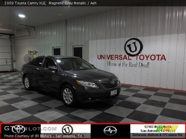 2009 Toyota Camry XLE in Magnetic Gray Metallic