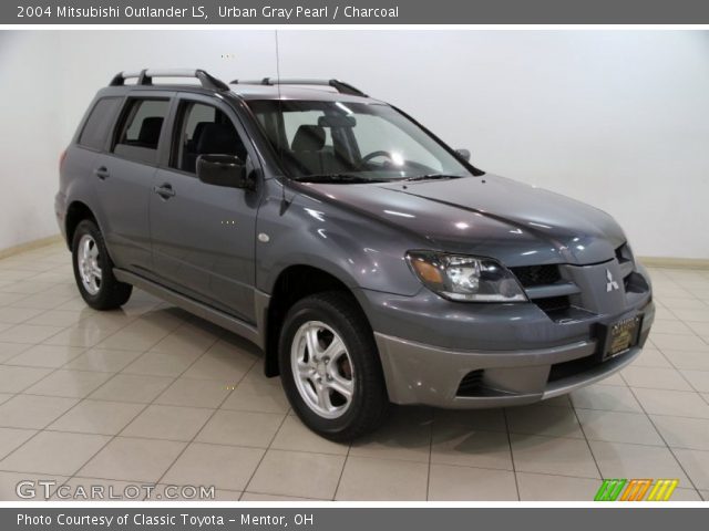 2004 Mitsubishi Outlander LS in Urban Gray Pearl