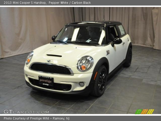 2013 Mini Cooper S Hardtop in Pepper White