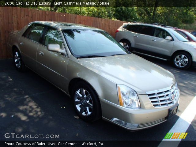 2006 Cadillac DTS Luxury in Light Cashmere Metallic