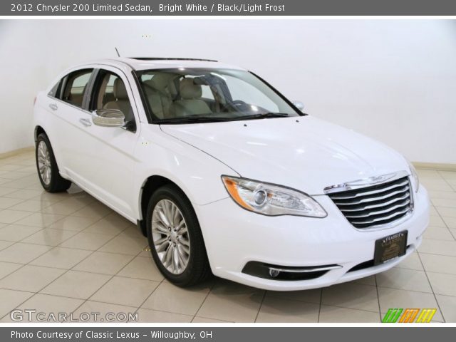 2012 Chrysler 200 Limited Sedan in Bright White