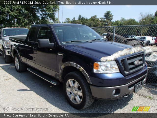 2006 Ford F150 XLT SuperCab 4x4 in True Blue Metallic