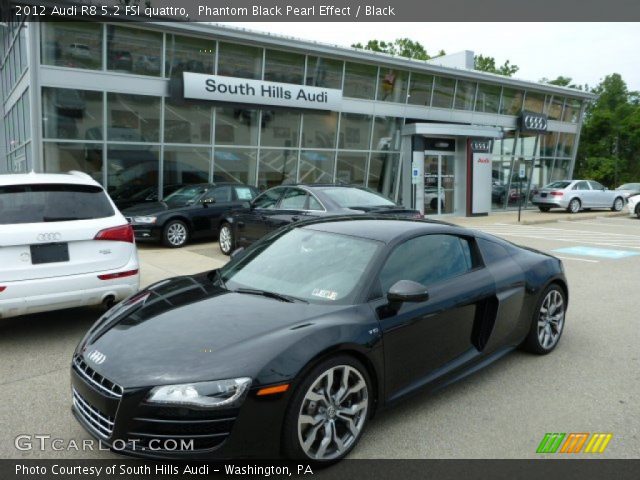 2012 Audi R8 5.2 FSI quattro in Phantom Black Pearl Effect