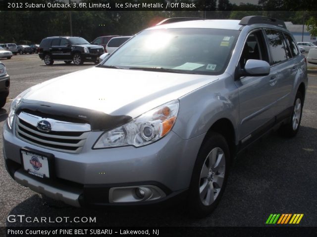 2012 Subaru Outback 3.6R Limited in Ice Silver Metallic