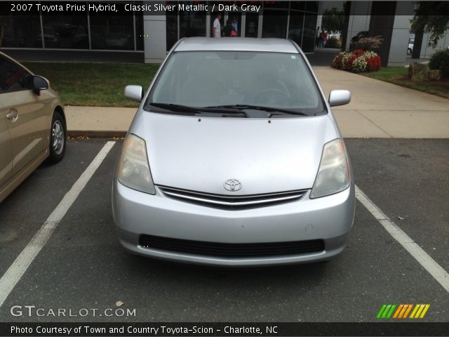 2007 Toyota Prius Hybrid in Classic Silver Metallic