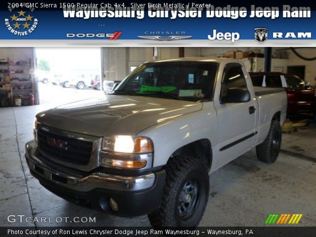 2004 GMC Sierra 1500 Regular Cab 4x4 in Silver Birch Metallic