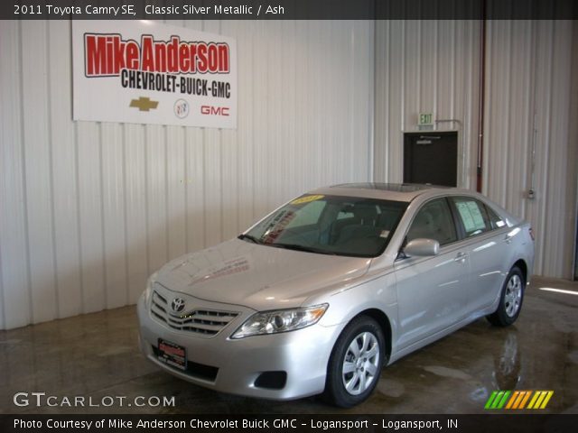 2011 Toyota Camry SE in Classic Silver Metallic