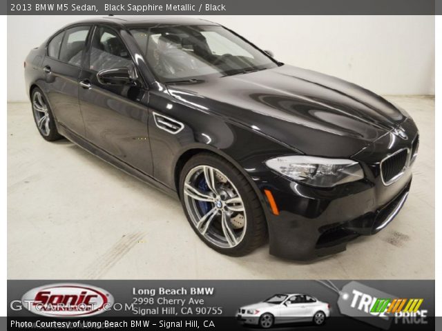 2013 BMW M5 Sedan in Black Sapphire Metallic