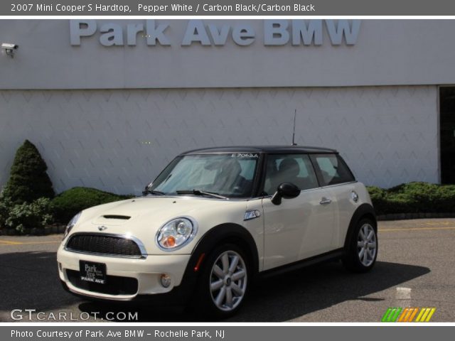 2007 Mini Cooper S Hardtop in Pepper White