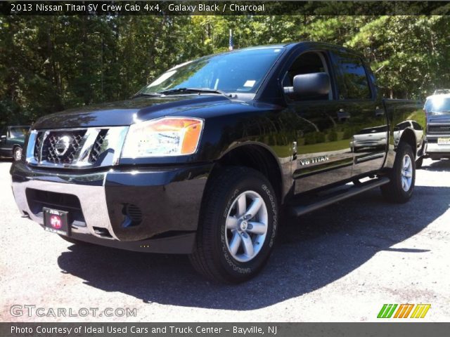 2013 Nissan Titan SV Crew Cab 4x4 in Galaxy Black