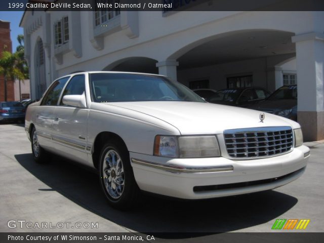1999 Cadillac DeVille Sedan in White Diamond