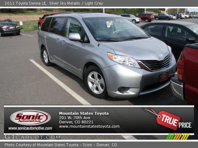 2011 Toyota Sienna LE in Silver Sky Metallic