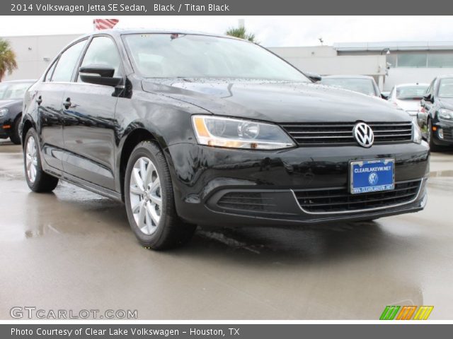 2014 Volkswagen Jetta SE Sedan in Black