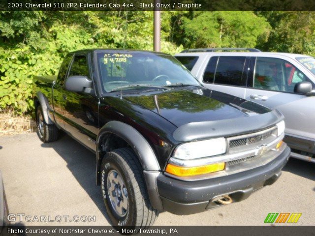 2003 Chevrolet S10 ZR2 Extended Cab 4x4 in Black Onyx