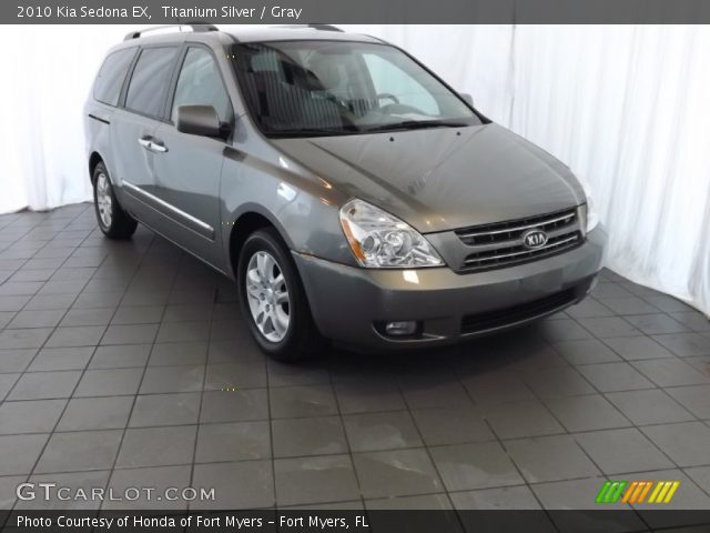 2010 Kia Sedona EX in Titanium Silver