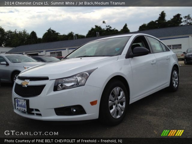 2014 Chevrolet Cruze LS in Summit White