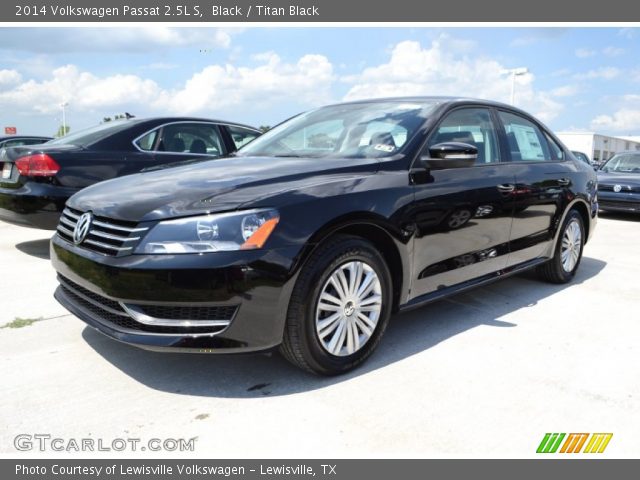 2014 Volkswagen Passat 2.5L S in Black