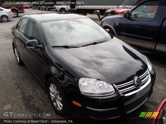 2010 Volkswagen Jetta SE Sedan in Black