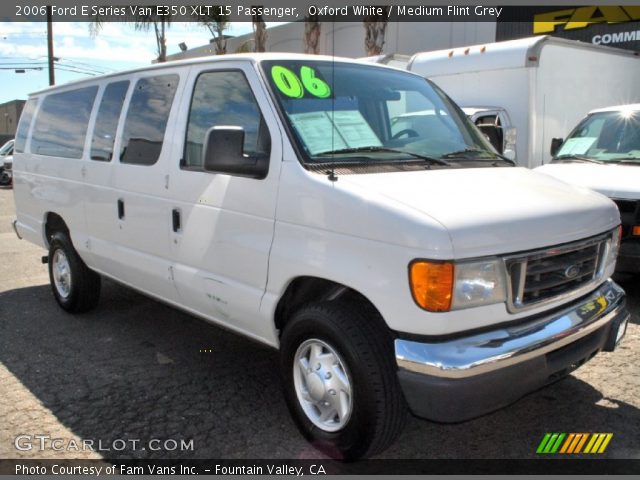2006 Ford E Series Van E350 XLT 15 Passenger in Oxford White
