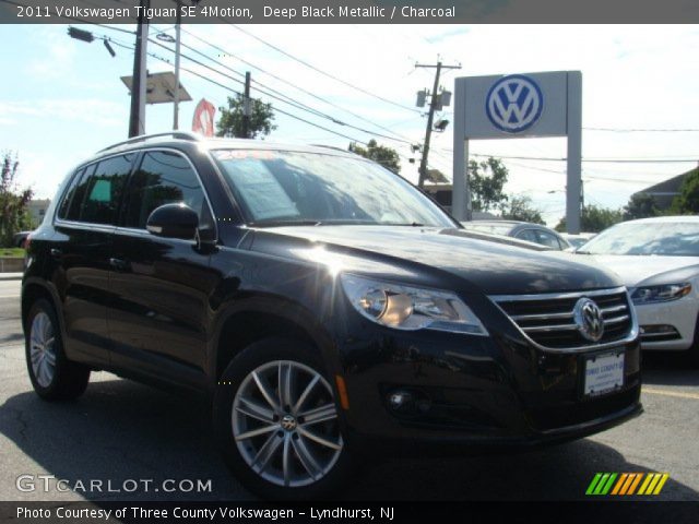 2011 Volkswagen Tiguan SE 4Motion in Deep Black Metallic