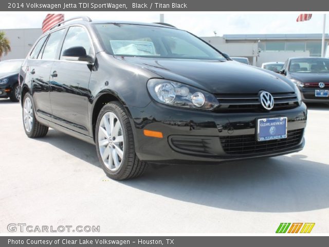 2014 Volkswagen Jetta TDI SportWagen in Black