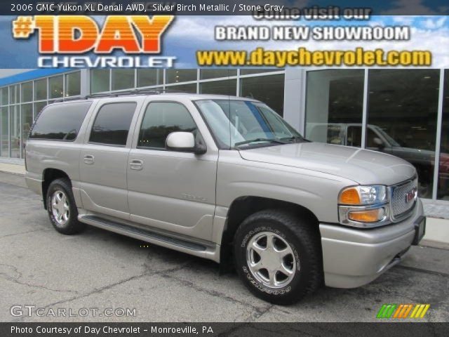 2006 GMC Yukon XL Denali AWD in Silver Birch Metallic