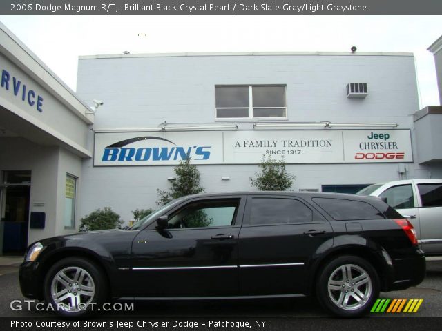 2006 Dodge Magnum R/T in Brilliant Black Crystal Pearl