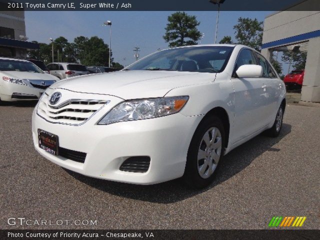 2011 Toyota Camry LE in Super White